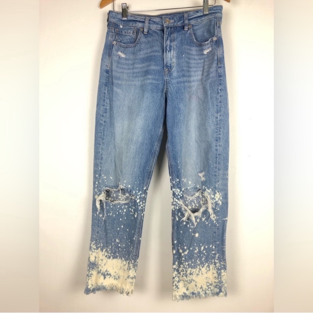 AMERICAN EAGLE Sz 8 StreetWear Mom Jeans Crop Bleach Distressed High Waist NWOT